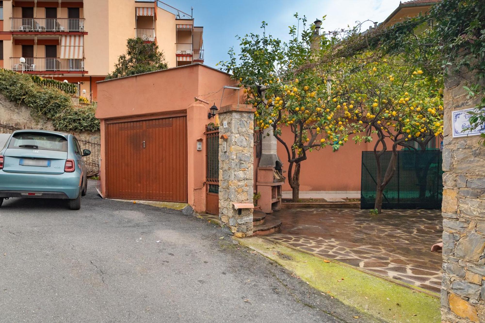 Rivierarent Bettina Holiday Finale Ligure Exterior foto